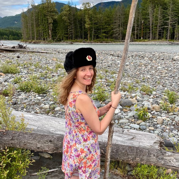 Meet your Posher, Yuliya - Picture 1 of 1